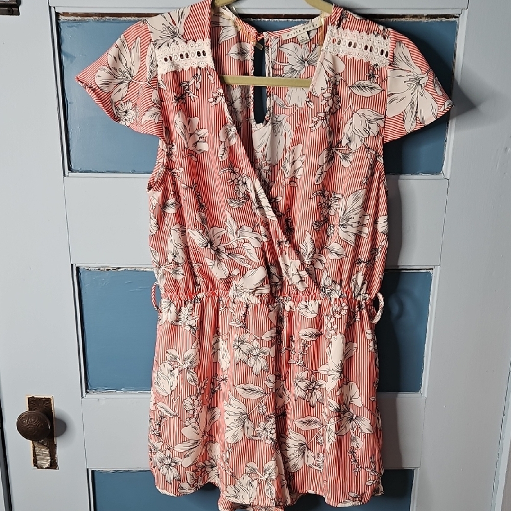 Haute Monde Floral Striped V-Neck Romper L